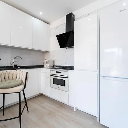 Ct 402 - Faro's Perla Beachapartment 아파트 푸엔히롤라